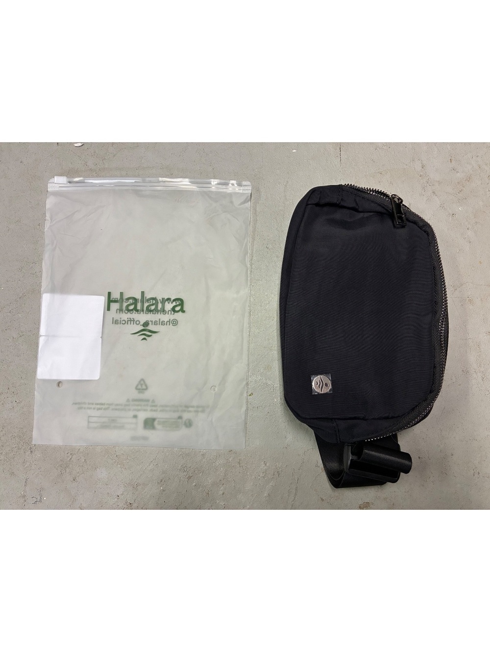 Halara Black Belt Bag NWT Crossbody Waist Pack Adjustable Strap Athleisure